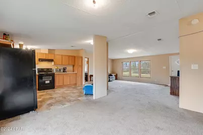 18006 Overland Avenue, Fountain, FL 32438 - Photo 15