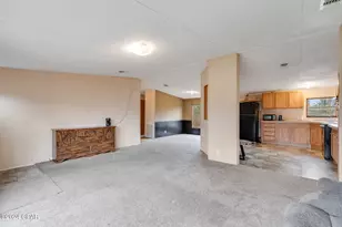 18006 Overland Ave, Fountain, FL 32438 - Photo 11