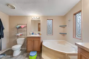 18006 Overland Ave, Fountain, FL 32438 - Photo 19