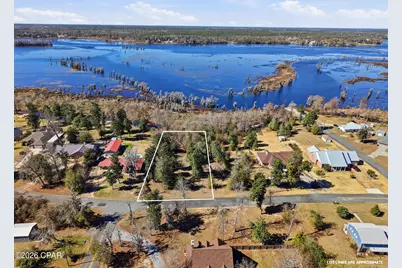 9203 Lake Forest Drive, Youngstown, FL 32466 - Photo 3