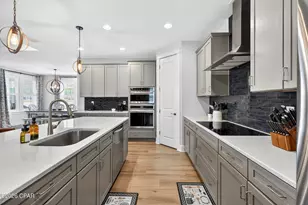 886 Breakfast Point Blvd, Panama City Beach, FL 32407 - Photo 3