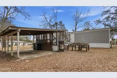 307 E Montana Avenue, Bonifay, FL 32425 - Photo 9