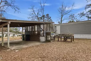 307 E Montana Ave, Bonifay, FL 32425 - Photo 9