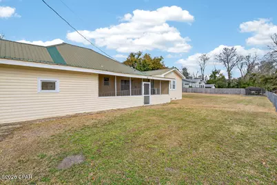 1314 Coggin Avenue, Chipley, FL 32428 - Photo 5