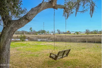 7424 Little Creek Circle, Southport, FL 32409 - Photo 3