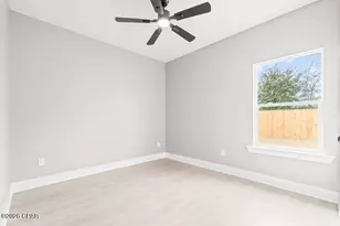 927 Spring Ave, Panama City, FL 32401 - Photo 17