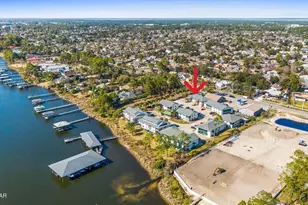 7813 N Lagoon Dr, Panama City, FL 32408 - Photo 25