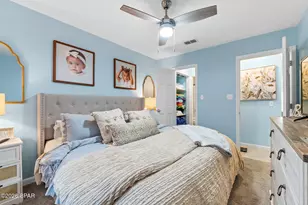 7813 N Lagoon Dr, Panama City, FL 32408 - Photo 9