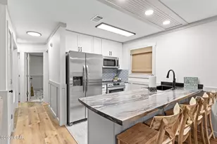 7813 N Lagoon Dr, Panama City, FL 32408 - Photo 9