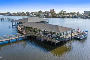 7813 N Lagoon Dr, Panama City, FL 32408 - Photo 29