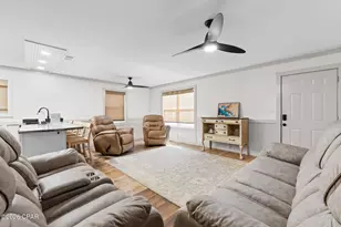 7813 N Lagoon Dr, Panama City, FL 32408 - Photo 3