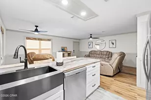 7813 N Lagoon Dr, Panama City, FL 32408 - Photo 11