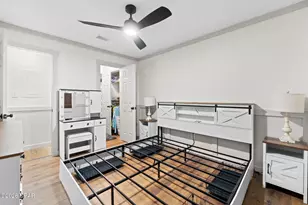 7813 N Lagoon Dr, Panama City, FL 32408 - Photo 15