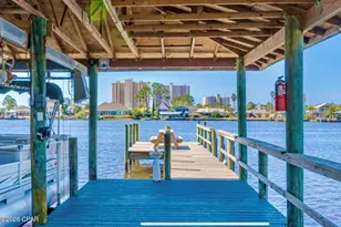 7813 N Lagoon Dr, Panama City, FL 32408 - Photo 3