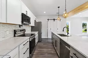 209 Carolina Dr, Mexico Beach, FL 32456 - Photo 19