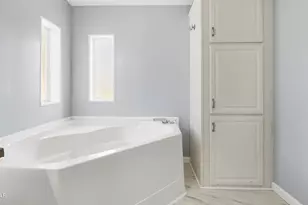 12808 Clear Creek Rd, Youngstown, FL 32466 - Photo 19