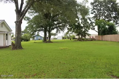 2497 3rd Avenue, Alford, FL 32420 - Photo 5