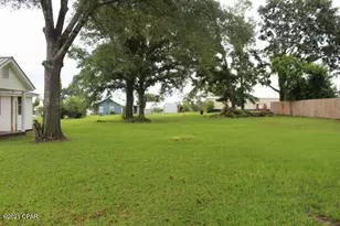 2497 3rd Ave, Alford, FL 32420 - Photo 5