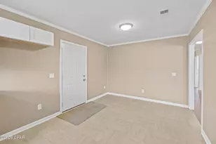 1037 Payne St, Graceville, FL 32440 - Photo 5