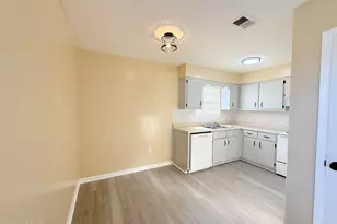 506 N 11th St, Panama City, FL 32404 - Photo 3