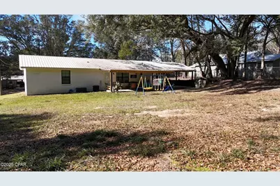 1002 S Weeks Street, Bonifay, FL 32425 - Photo 35