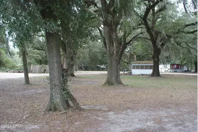 5728 Snowhill Road, Malone, FL 32445 - Photo 5