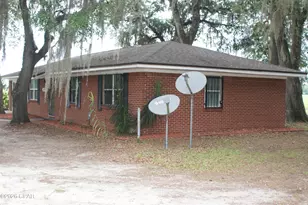 5728 Snow Hill Rd, Malone, FL 32445 - Photo 9