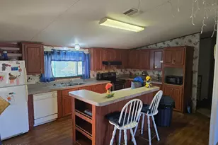 8816 Lory Ln, Youngstown, FL 32466 - Photo 9