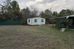 8816 Lory Ln, Youngstown, FL 32466 - Photo 7