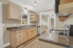 657 Main St, Chipley, FL 32428 - Photo 11