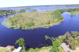 9523 Indian Bluff Resort Ln, Youngstown, FL 32466 - Photo 1