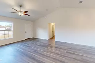 2221 Chase St, Chipley, FL 32428 - Photo 15