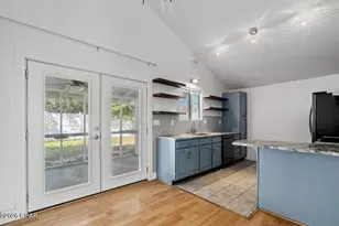 421 Oleander Cir, Panama City Beach, FL 32413 - Photo 7