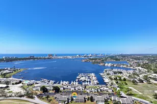 4726 Bay Point Rd, Panama City, FL 32408 - Photo 45