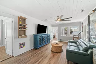 605 Wisteria St, Panama City Beach, FL 32407 - Photo 11