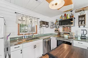 605 Wisteria St, Panama City Beach, FL 32407 - Photo 13