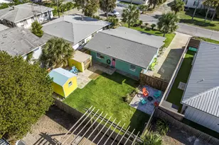 301 Tanaga St, Panama City Beach, FL 32413 - Photo 5