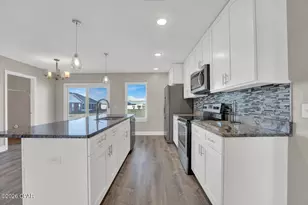 5201 Hickory St, Panama City, FL 32404 - Photo 7