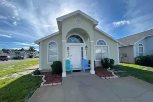 101 Seagrass Wy, Panama City Beach, FL 32407 - Photo 1