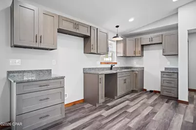 20496 NE Lambert Avenue, Blountstown, FL 32424 - Photo 9