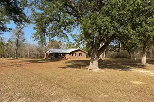 2112 Inwood Rd, Grand Ridge, FL 32442 - Photo 31