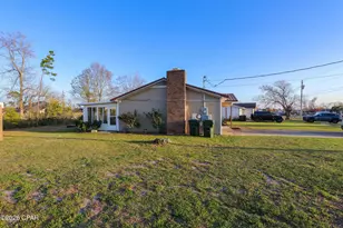 710 E Pine Forest Dr, Lynn Haven, FL 32444 - Photo 51