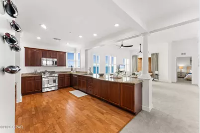 3001 W 10th Street #711, Panama City, FL 32401 - Photo 9