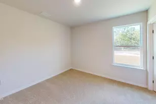 3900 Bricknell Ave, Chipley, FL 32428 - Photo 5