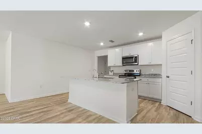 2085 Babcock Street, Chipley, FL 32428 - Photo 7