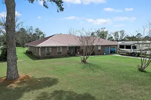 4671 Shankle Dr, Marianna, FL 32446 - Photo 1