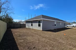 2524 Wakulla Ave, Panama City, FL 32405 - Photo 13