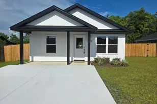 2528 Wakulla Ave, Panama City, FL 32405 - Photo 1