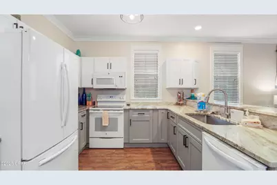 3050 W Highway 98 #B8, Port Saint Joe, FL 32456 - Photo 9