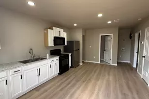 144-146 N Claire Ave, Panama City, FL 32401 - Photo 5